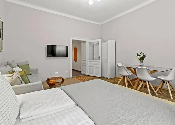 I 5 Min To Millennium Mall And Handelskai U6 Διαμέρισμα *